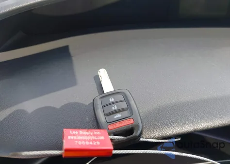 2015 Honda Civic Lx z USA, uszkodzony, nr VIN 19XFB2F58FE035565